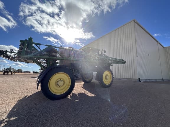 Image of John Deere 616R equipment image 4