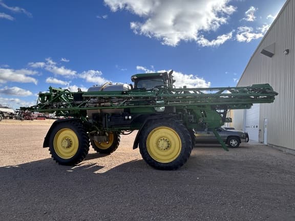 Image of John Deere 616R equipment image 1