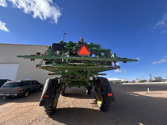 Image of John Deere 616R equipment image 3