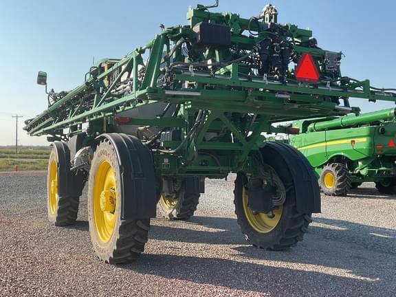 Image of John Deere 616R equipment image 3
