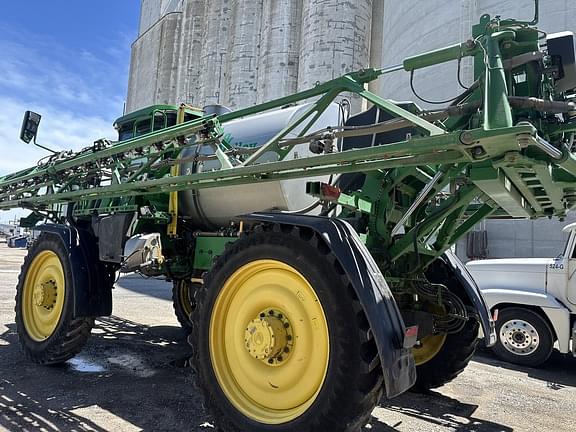 Image of John Deere 616R equipment image 2