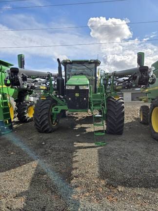 2022 John Deere 616R Equipment Image0