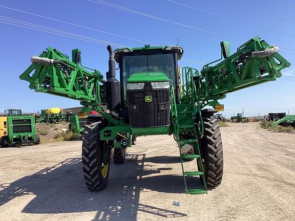 Image of John Deere 616R equipment image 1