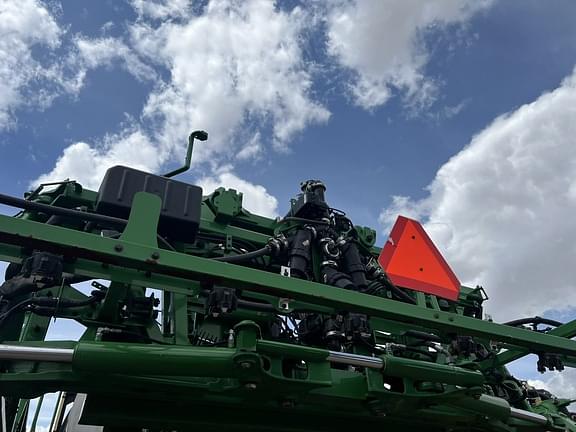 Image of John Deere 616R equipment image 4