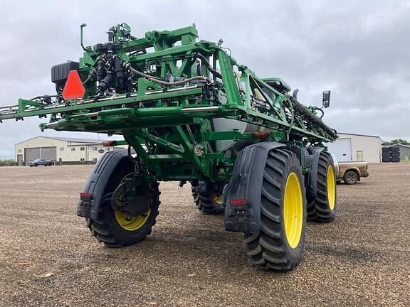 Image of John Deere 616R equipment image 2