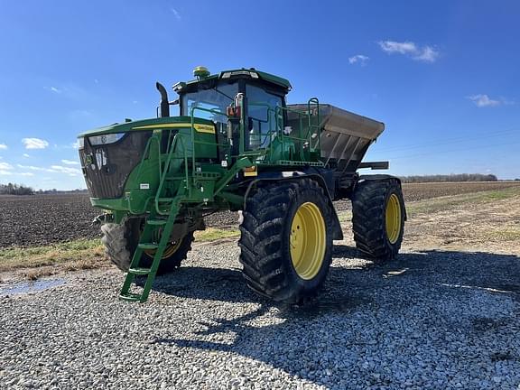 Image of John Deere 616R Primary image