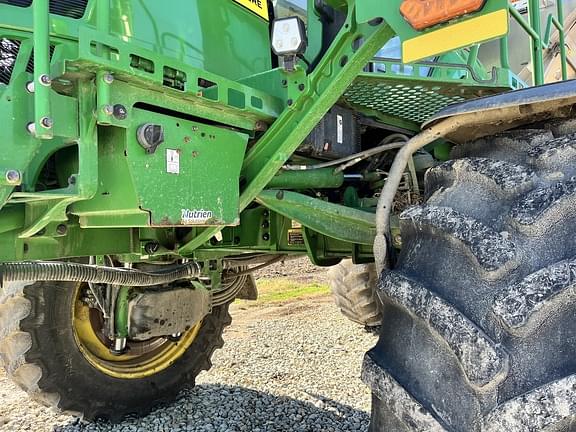 Image of John Deere 616R equipment image 1