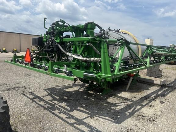 Image of John Deere 616R Primary image