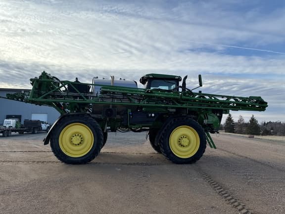 Image of John Deere 616R equipment image 4