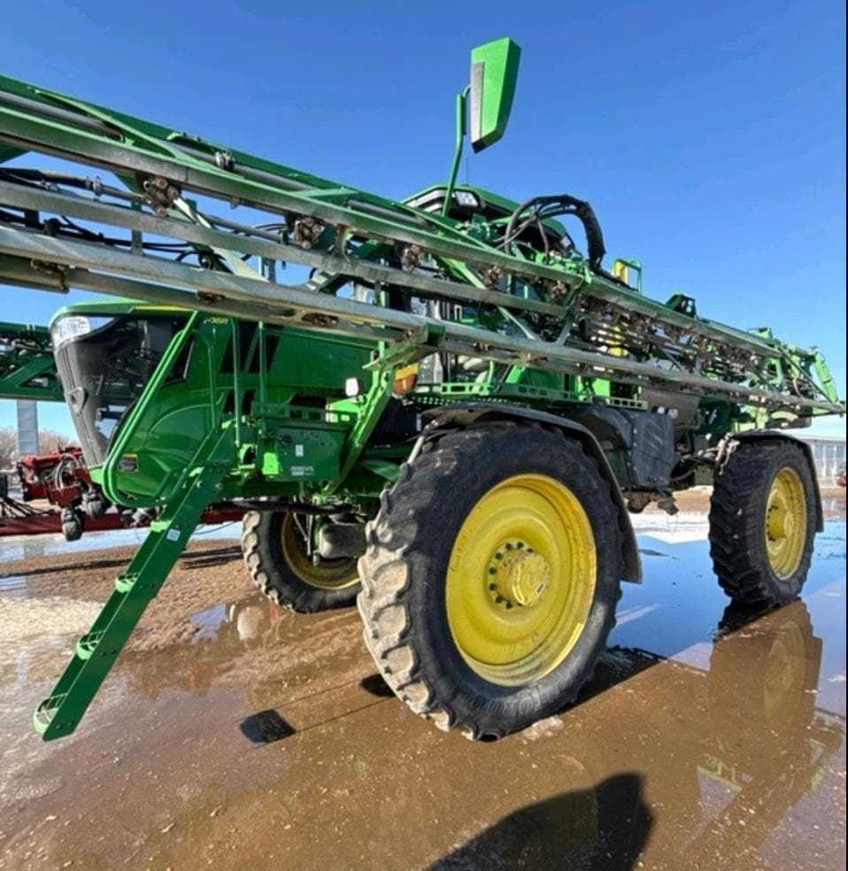 Image of John Deere 616R Image 0