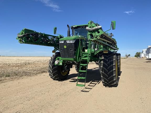 Image of John Deere 616R equipment image 1