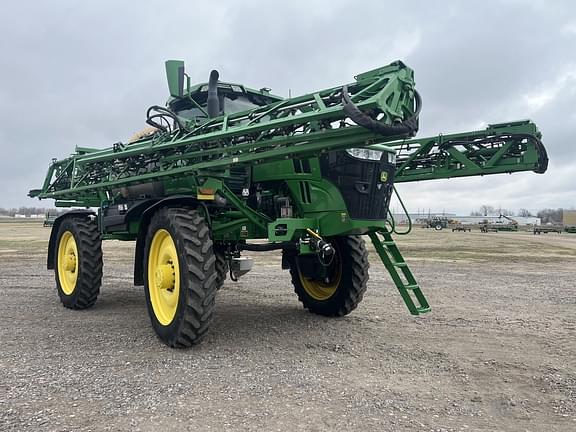 Image of John Deere 616R equipment image 2