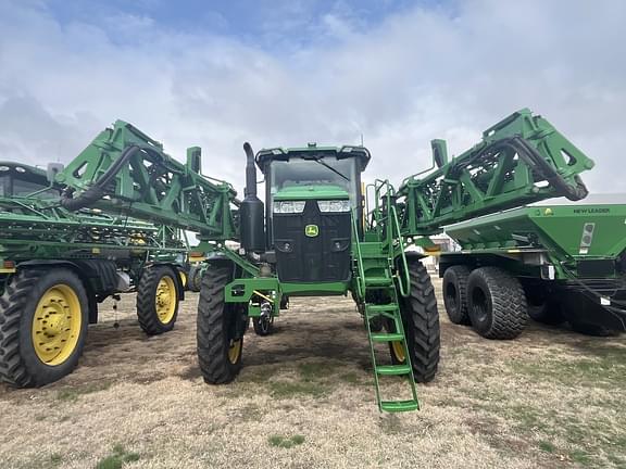 Image of John Deere 616R equipment image 1