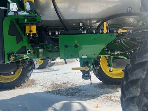 Image of John Deere 616R equipment image 1