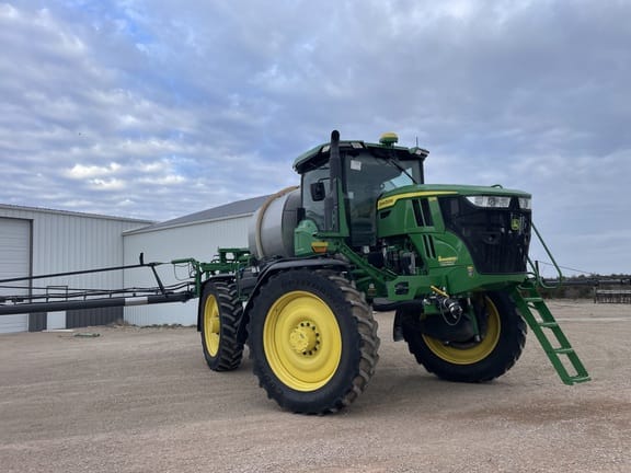 2022 John Deere 616R Equipment Image0