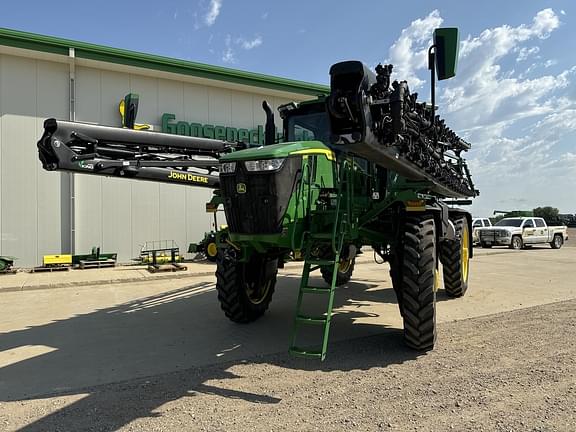 Image of John Deere 616R equipment image 3
