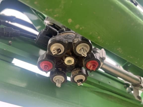 Image of John Deere 616R equipment image 2