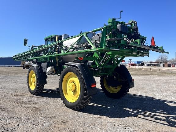 Image of John Deere 616R equipment image 2