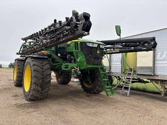 Image of John Deere 616R equipment image 1