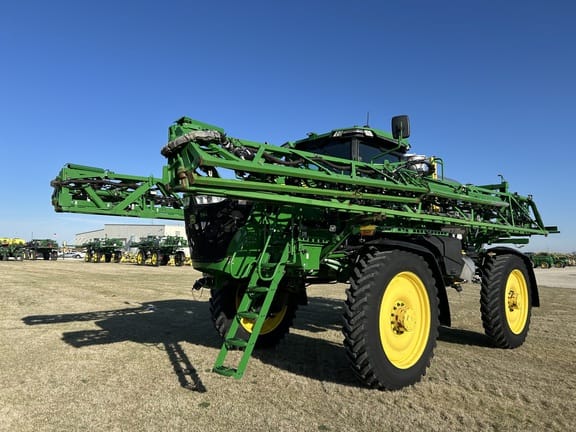 2022 John Deere 616R Equipment Image0