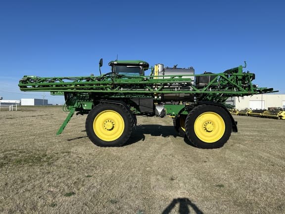 Image of John Deere 616R equipment image 1