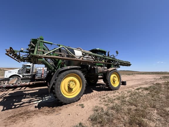 Image of John Deere 616R equipment image 3