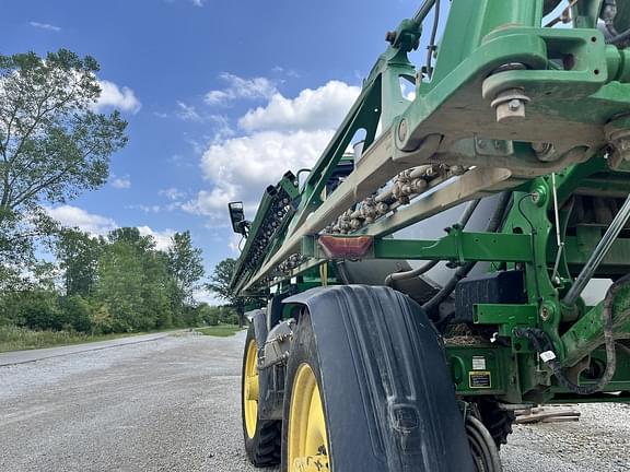 Image of John Deere 616R equipment image 4