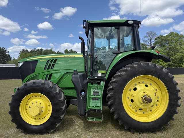 Image of John Deere 6175M equipment image 1