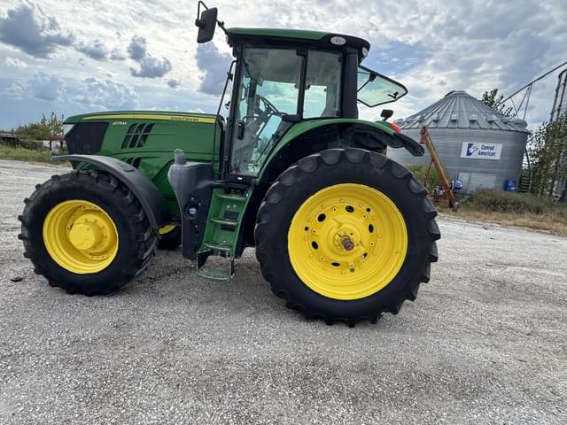 Image of John Deere 6175M equipment image 2