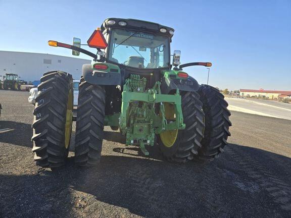 Image of John Deere 6175R equipment image 3
