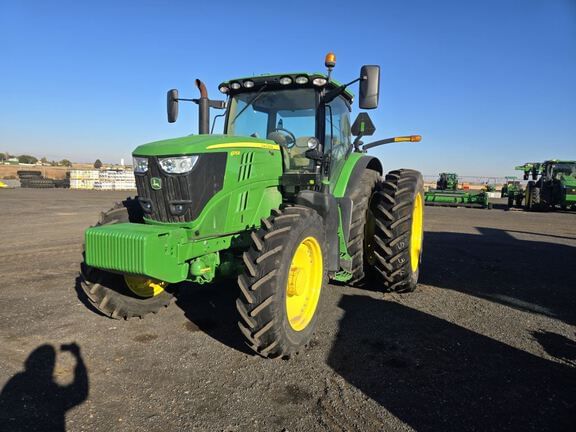 2022 John Deere 6175R Equipment Image0
