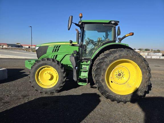Image of John Deere 6175R equipment image 1