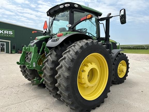 Image of John Deere 6175R equipment image 3