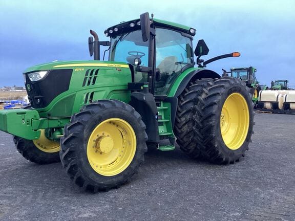 2022 John Deere 6175R Equipment Image0
