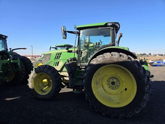 Image of John Deere 6175R equipment image 1