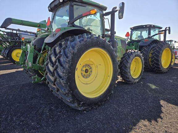 Image of John Deere 6175R equipment image 4