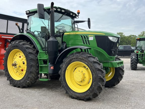 2022 John Deere 6175R Equipment Image0
