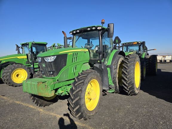 2022 John Deere 6175R Equipment Image0