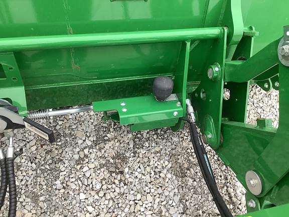 Image of John Deere 620R equipment image 4