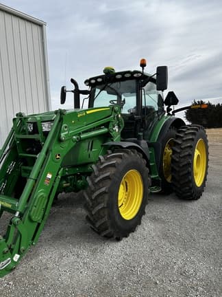 Main image John Deere 6215R