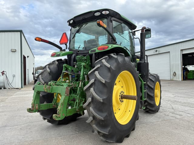 Image of John Deere 6215R equipment image 4