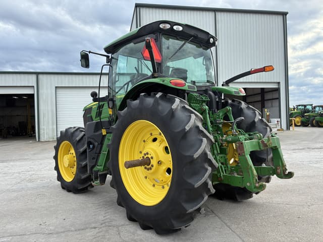 Image of John Deere 6215R equipment image 2