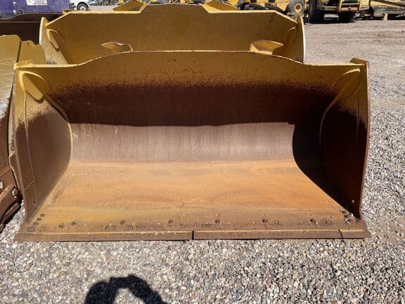Image of John Deere Wheel Loader Bucket equipment image 4