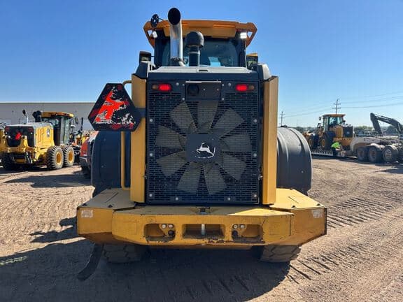 Image of John Deere 624P equipment image 3