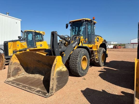 2022 John Deere 624P Equipment Image0