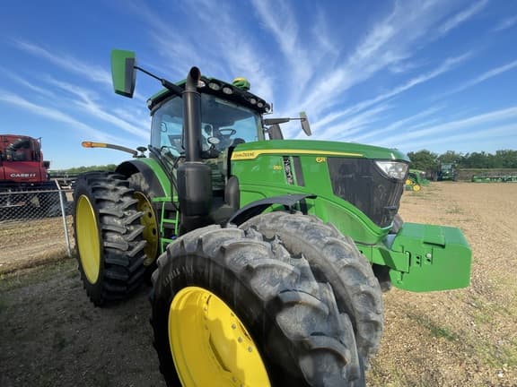 Image of John Deere 6250R equipment image 2