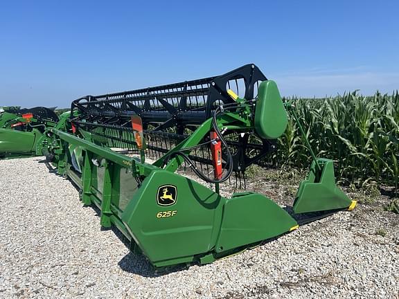 Image of John Deere 625F equipment image 1