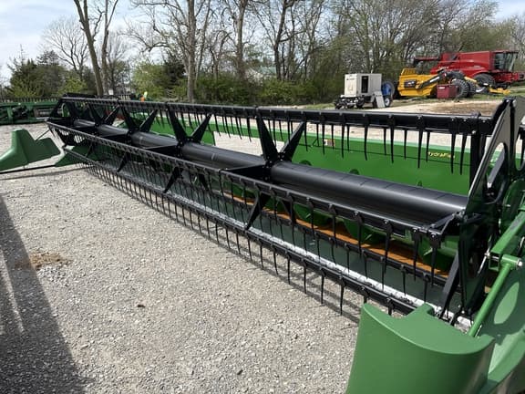 Image of John Deere 625F equipment image 2