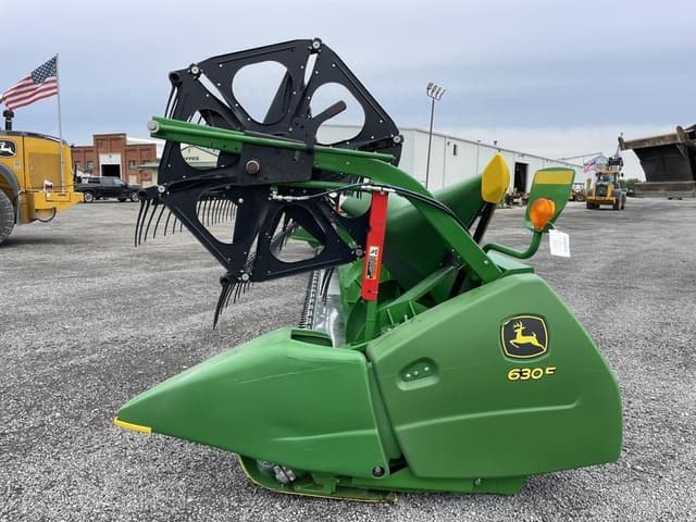 Image of John Deere 630F equipment image 2