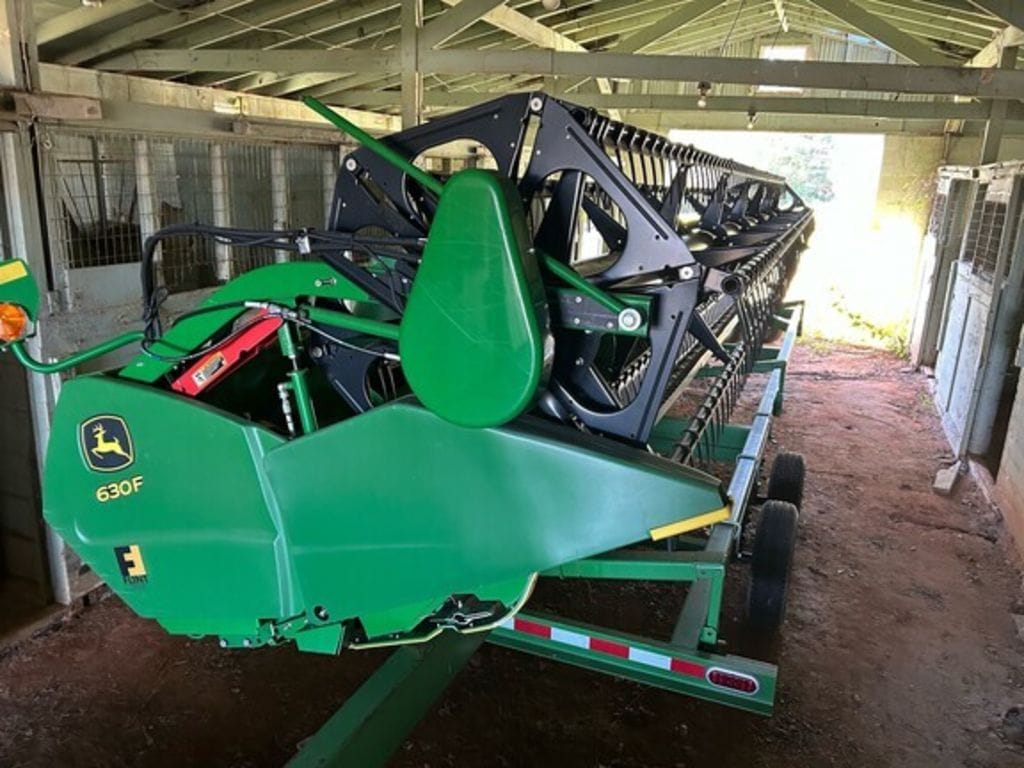 Main image John Deere 630F